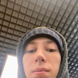 Аватар Телеграм канала "На стояНке" @getsendgifts