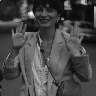 Аватар Телеграм канала "Расскажу по пути 🌎" @milana_revazova