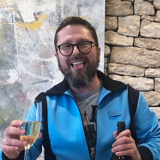 Аватар Телеграм каналу "Анатолий Шарий" @asupersharij