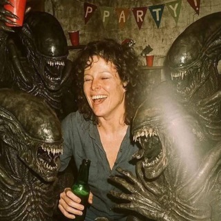 Аватар Телеграм канала "นĦỔ⋒ል@ĦĖTĦӸÙ ẏҕልਠℊỔᏦ 👽" @alien_bastard