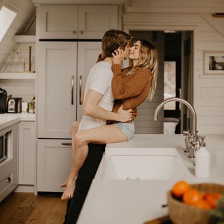 Аватар Телеграм канала "LOVE QUOTES VIDEO" @lovequotesvideo