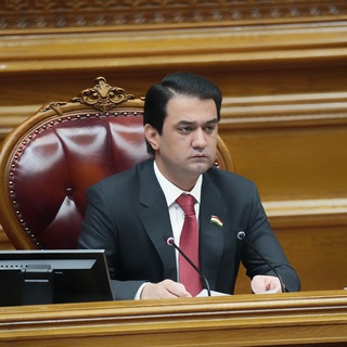 "Рустам Эмомалӣ 🇹🇯" @rustamemomali Telegram арнасының аватары