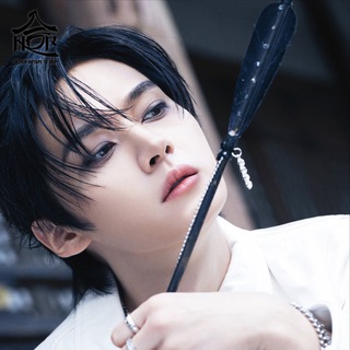 LEE KNOW | LEE MINHO | STRAY KIDS - TgScanner