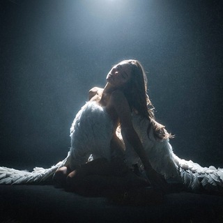 Avatar of Telegram channel "Madison Beer" @madisoon1beer