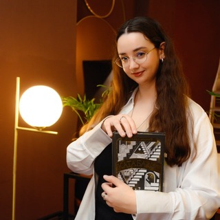 Аватар Телеграм каналу "Стася та книжки📚🌈🤓" @stacy_and_books