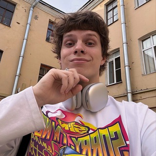 Аватар Телеграм канала "илюш, как дела??" @ilyabombay
