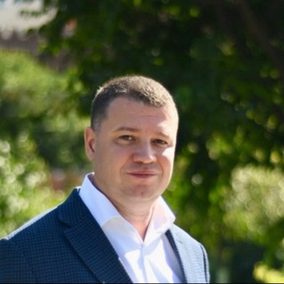 Аватар Телеграм канала "ЛИСТРАТОВ" @politolog_listratov