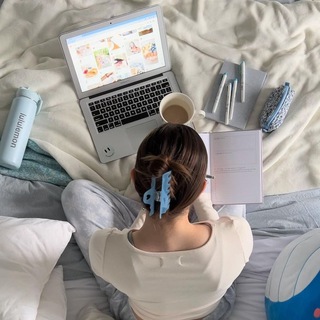 Avatar of Telegram channel "Отличница" @otlichnica1