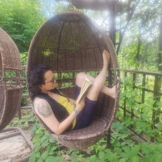 Аватар Телеграм канала "Женщина Азат" @azatkatyan