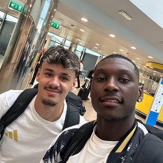 "𝐋𝐀 𝐓𝐀𝐕𝐄𝐑𝐍𝐀 ⚪️⚫️" @latavernabianconera Telegram арнасының аватары