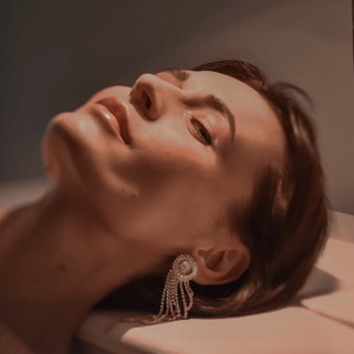 Avatar del canal de Telegram "На легком элеганте" @annaspades