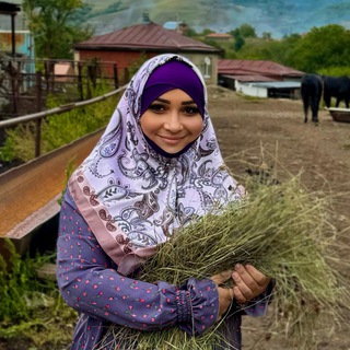 Аватар Телеграм каналу "⚜️ Алина Лайв ⚜️" @chekhova_alina