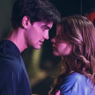 Аватар Телеграм канала "Твоя вина | Culpa Tuya" @CulpaMiabooks